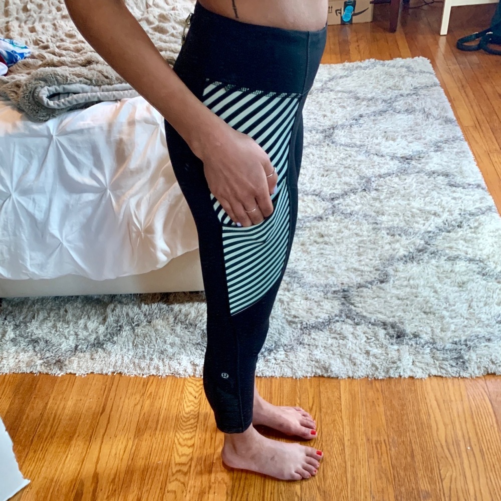 Lululemon leggings - Picture 4 of 8